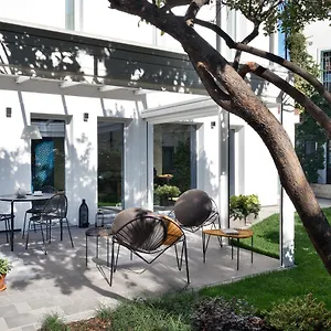 Conti 2* Milano